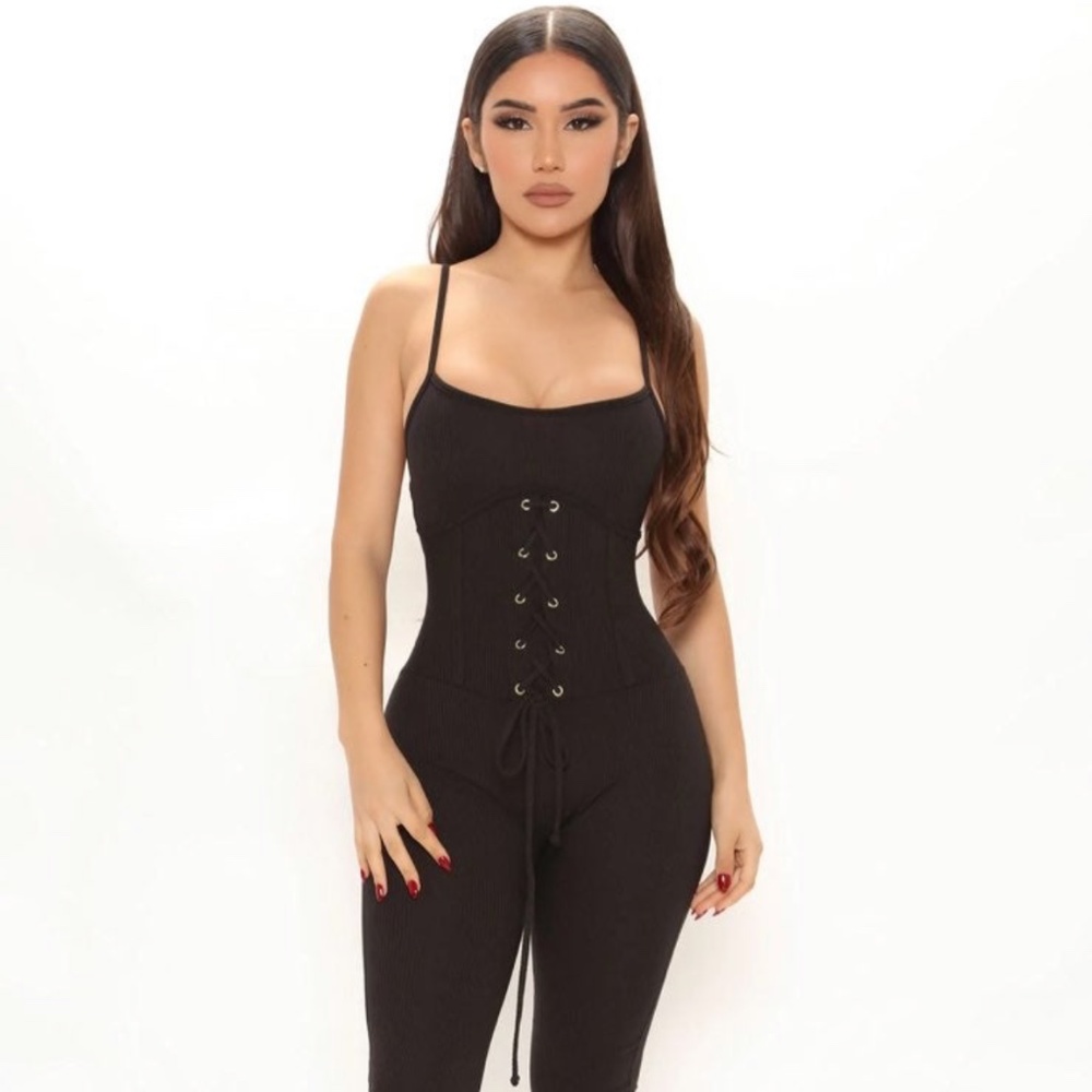 Fashion nova jumpsuit